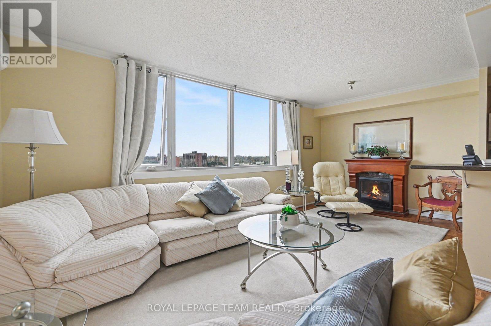#1101 2625 REGINA STREET - 3