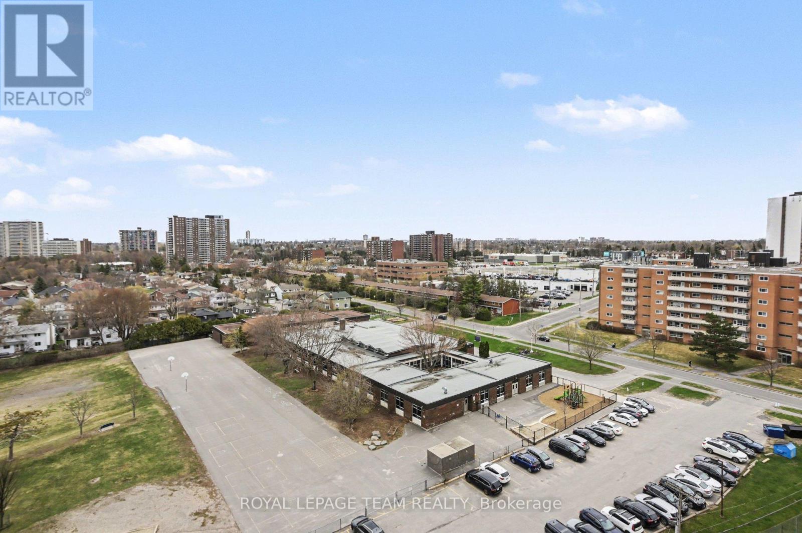 #1101 2625 REGINA STREET - 32