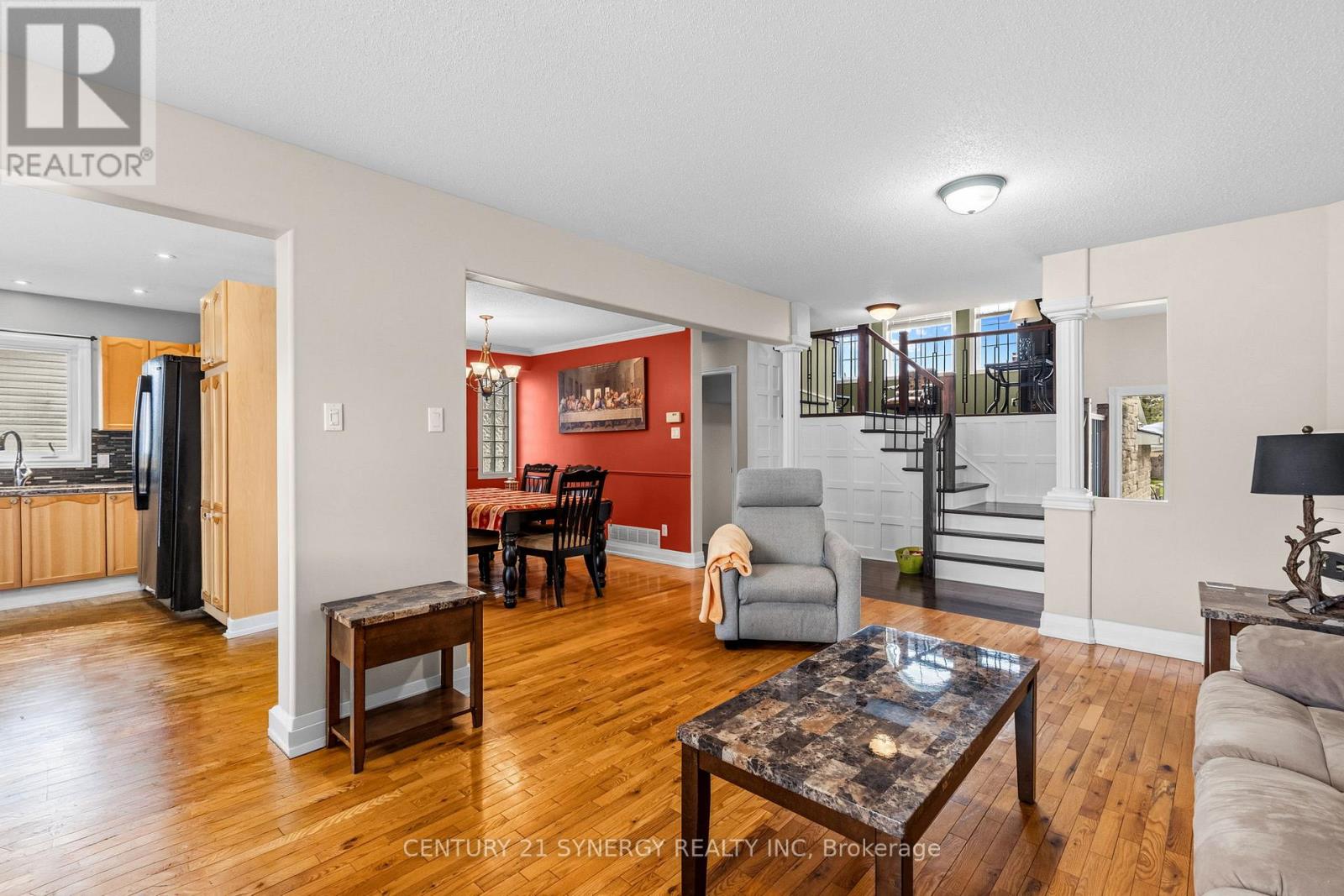 207 STIVER STREET - 8