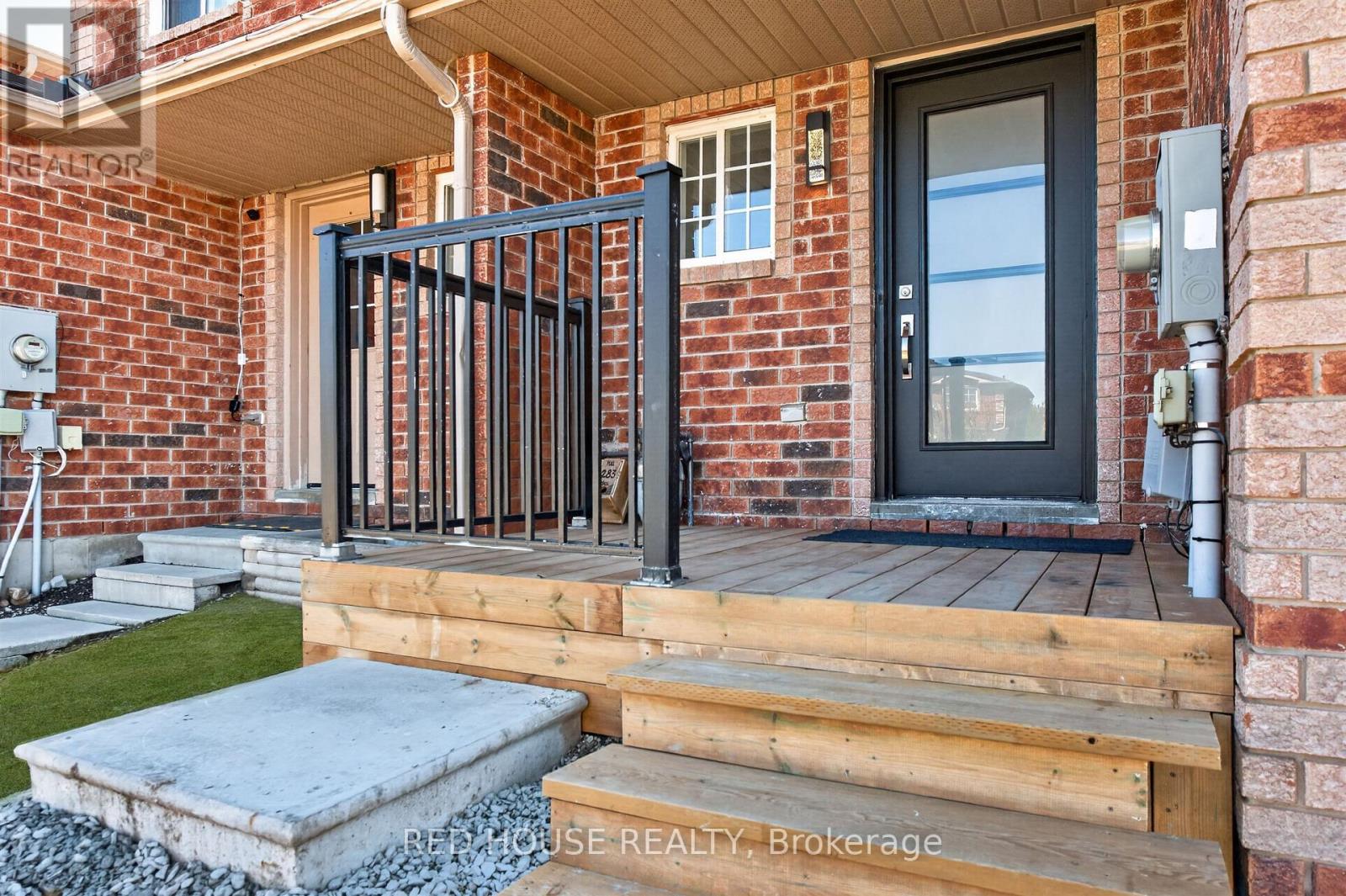 283 DUNSMORE LANE - 2
