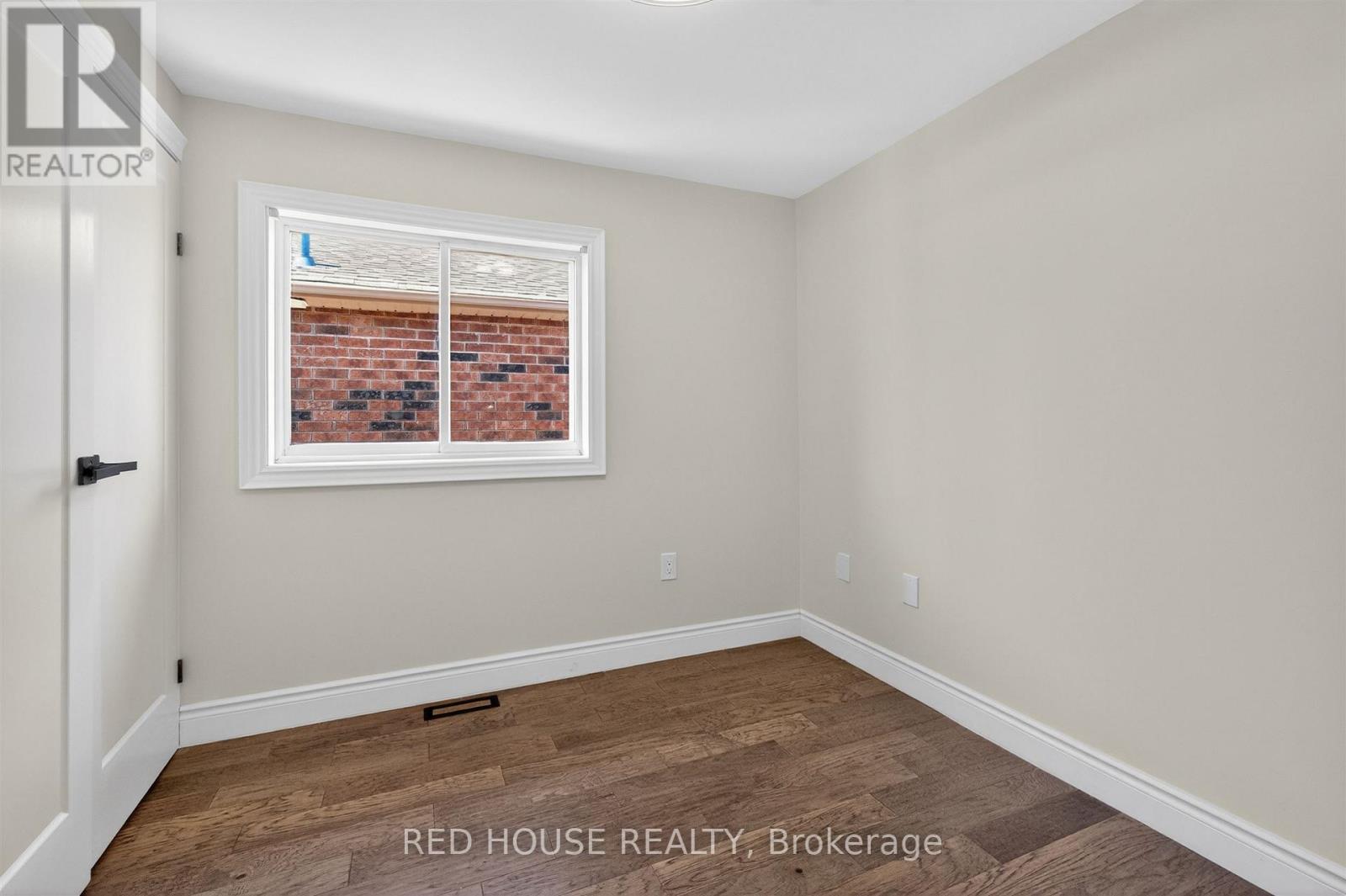 283 DUNSMORE LANE - 28