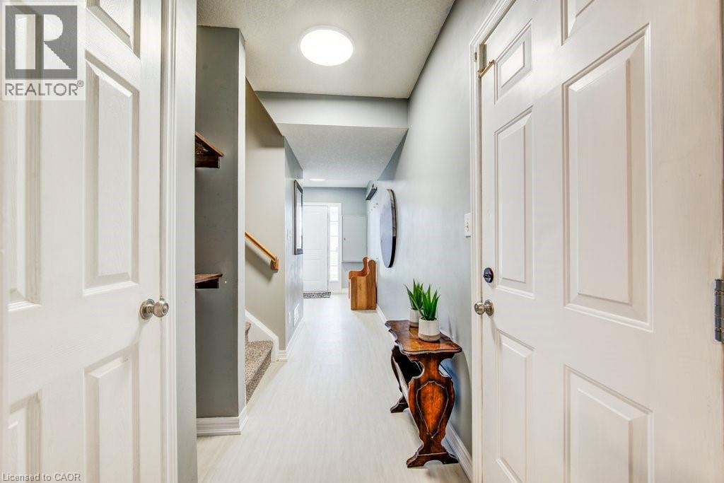 14 CRANSHAW Street, Kitchener, Ontario, N2R1W2 — Photo 8
