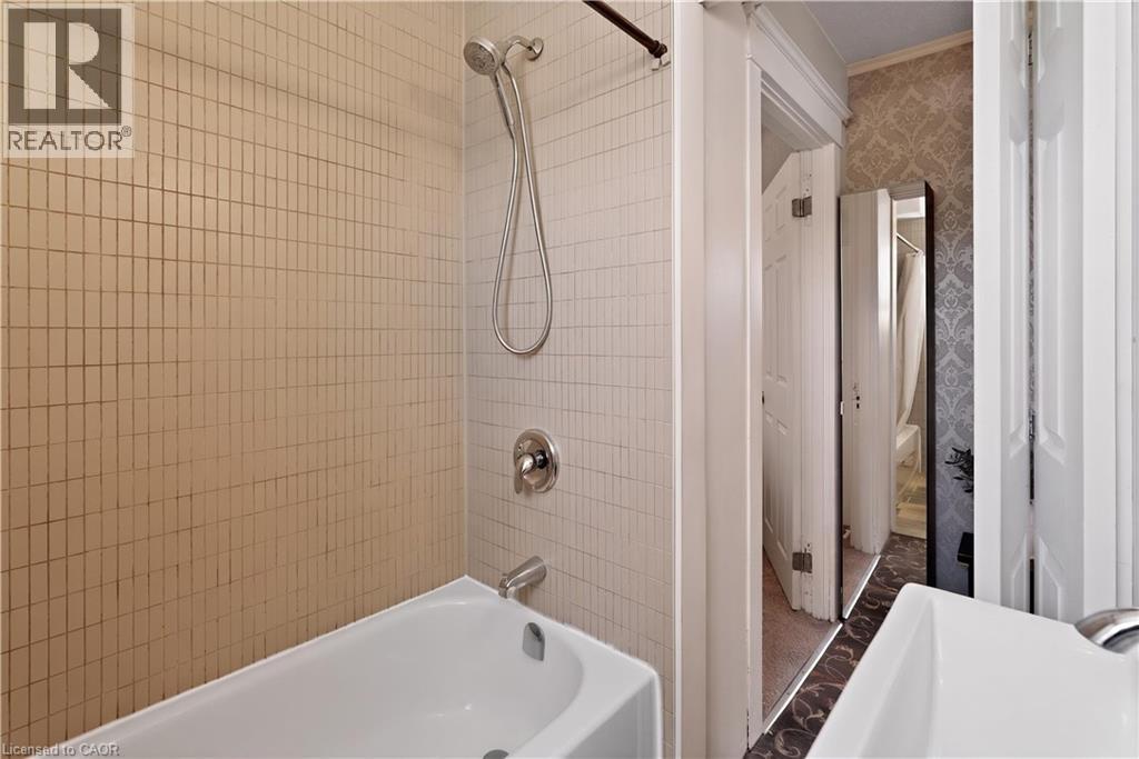 465 OTTAWA Street N, Hamilton, Ontario, L8H4A4 — Photo 28