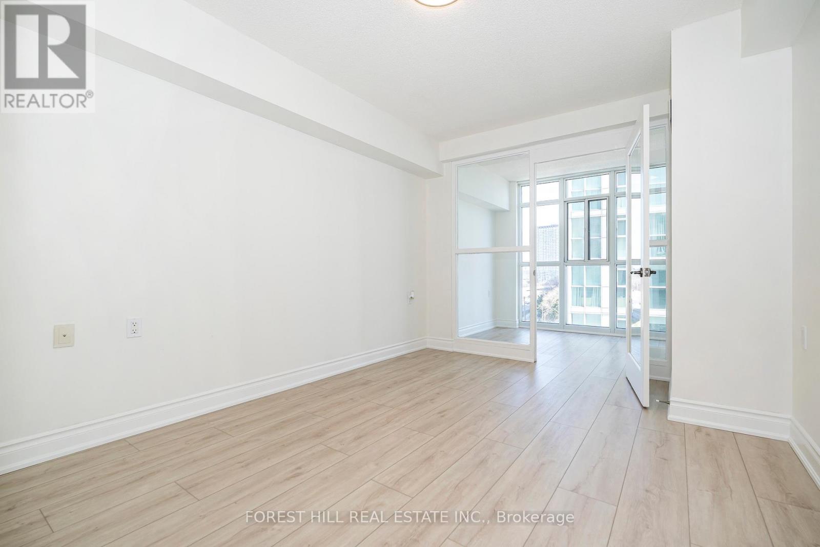 709 - 3 MARINE PARADE DRIVE — photo 11