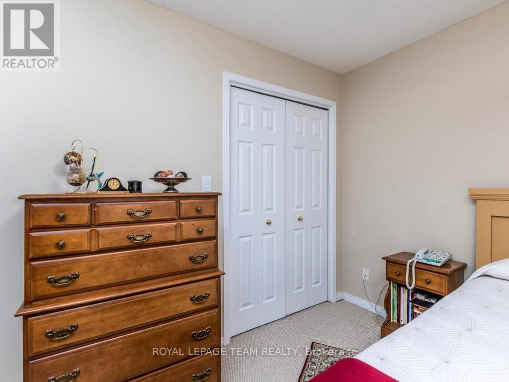 87 NAPOLEON STREET — photo 18