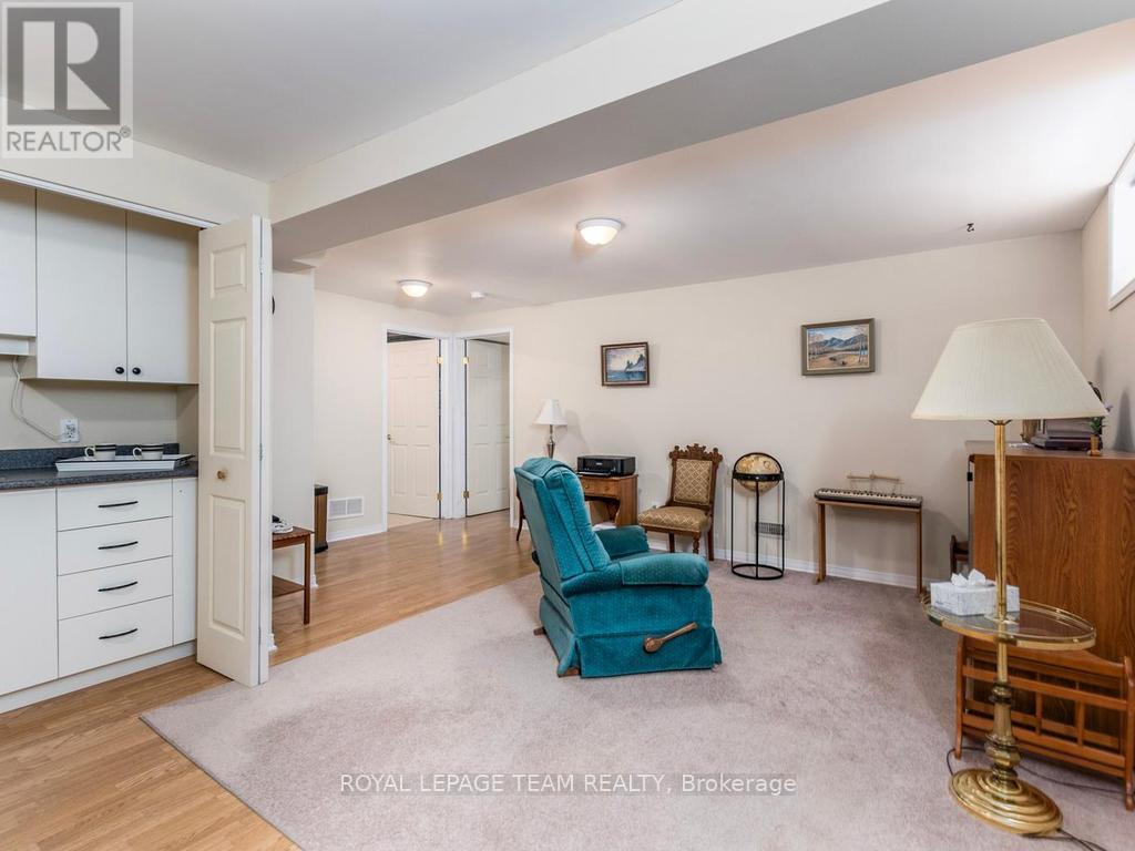 87 NAPOLEON STREET — photo 25