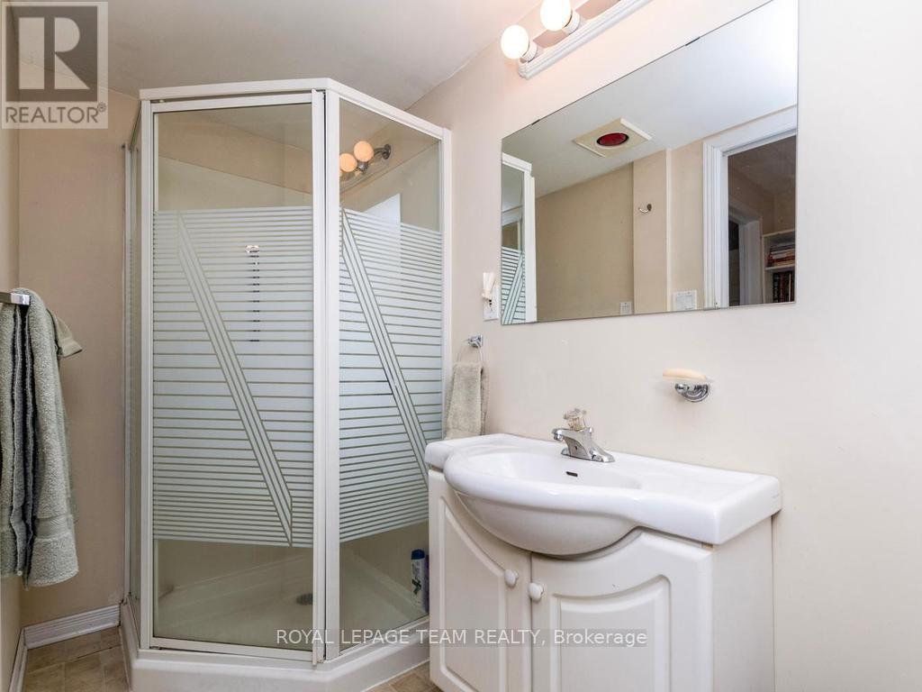 87 NAPOLEON STREET — photo 28
