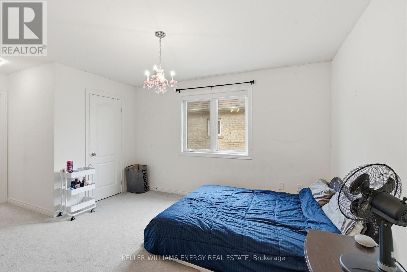 119 STEWART CRESCENT - 17