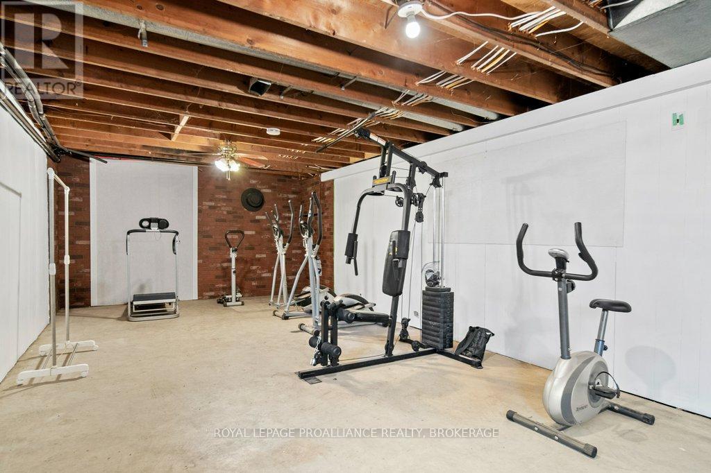 527 BUSH ROAD - 22
