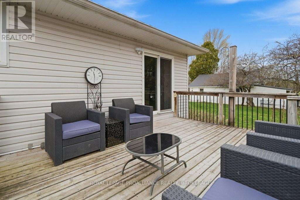 527 BUSH ROAD - 31