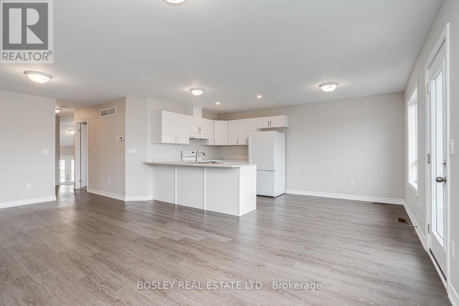 11-21 TOLMAN STREET - 28