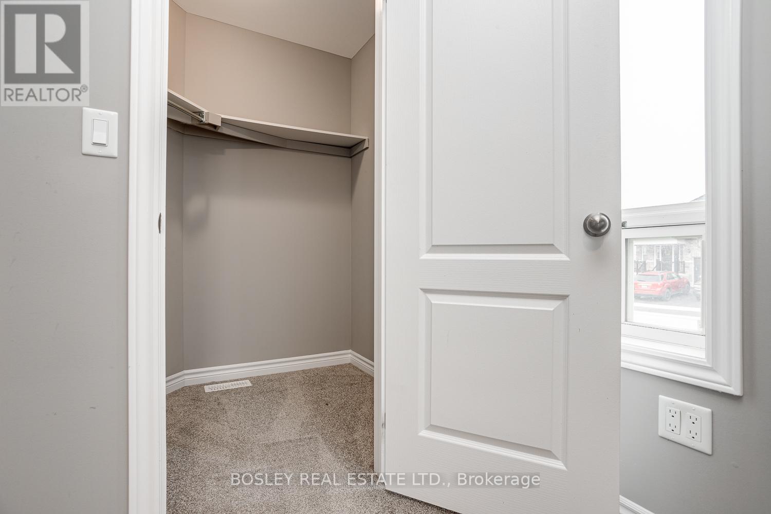 11-21 TOLMAN STREET - 32