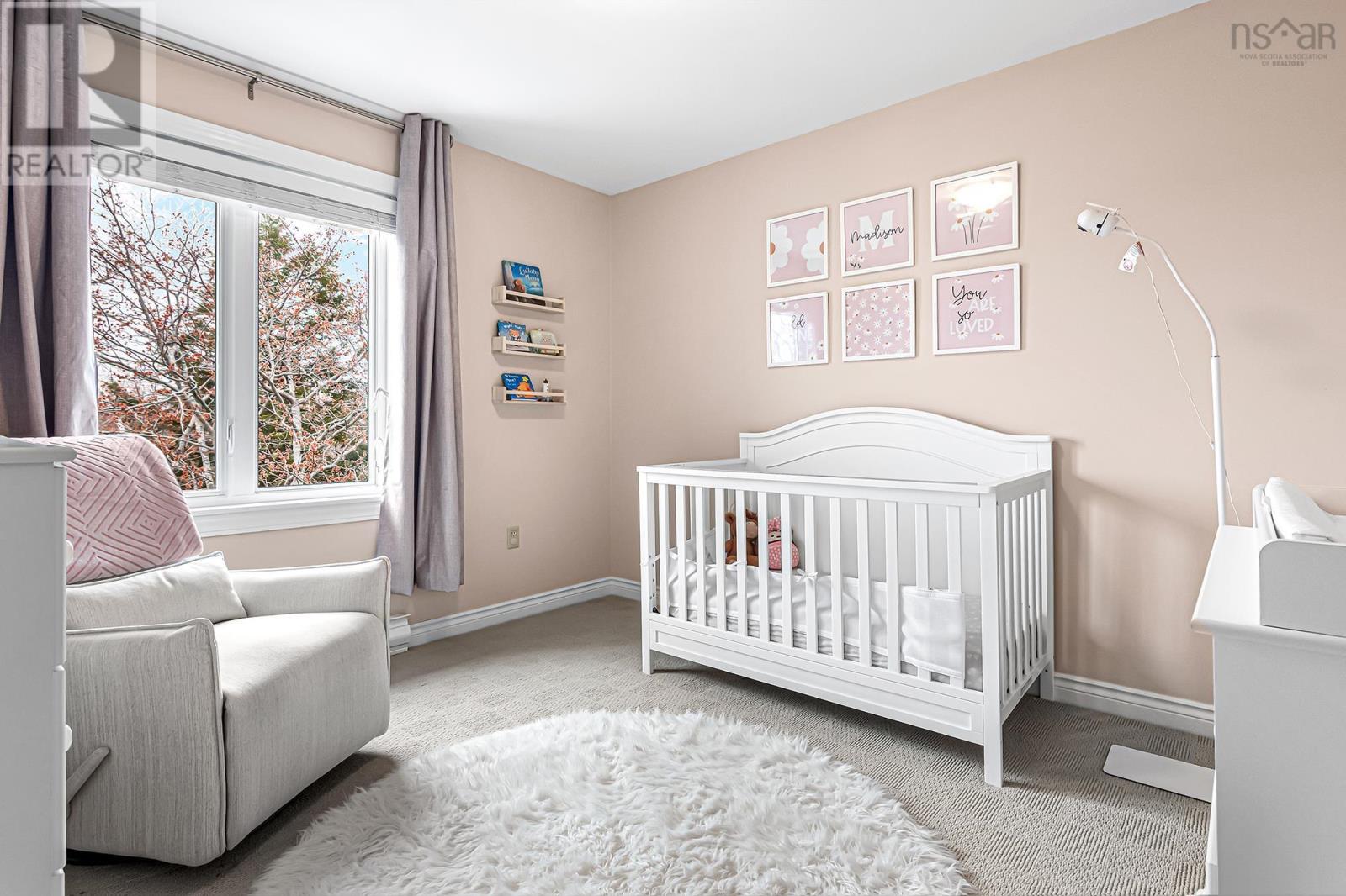 Property 21 of 39 of 16 Armoyan Court