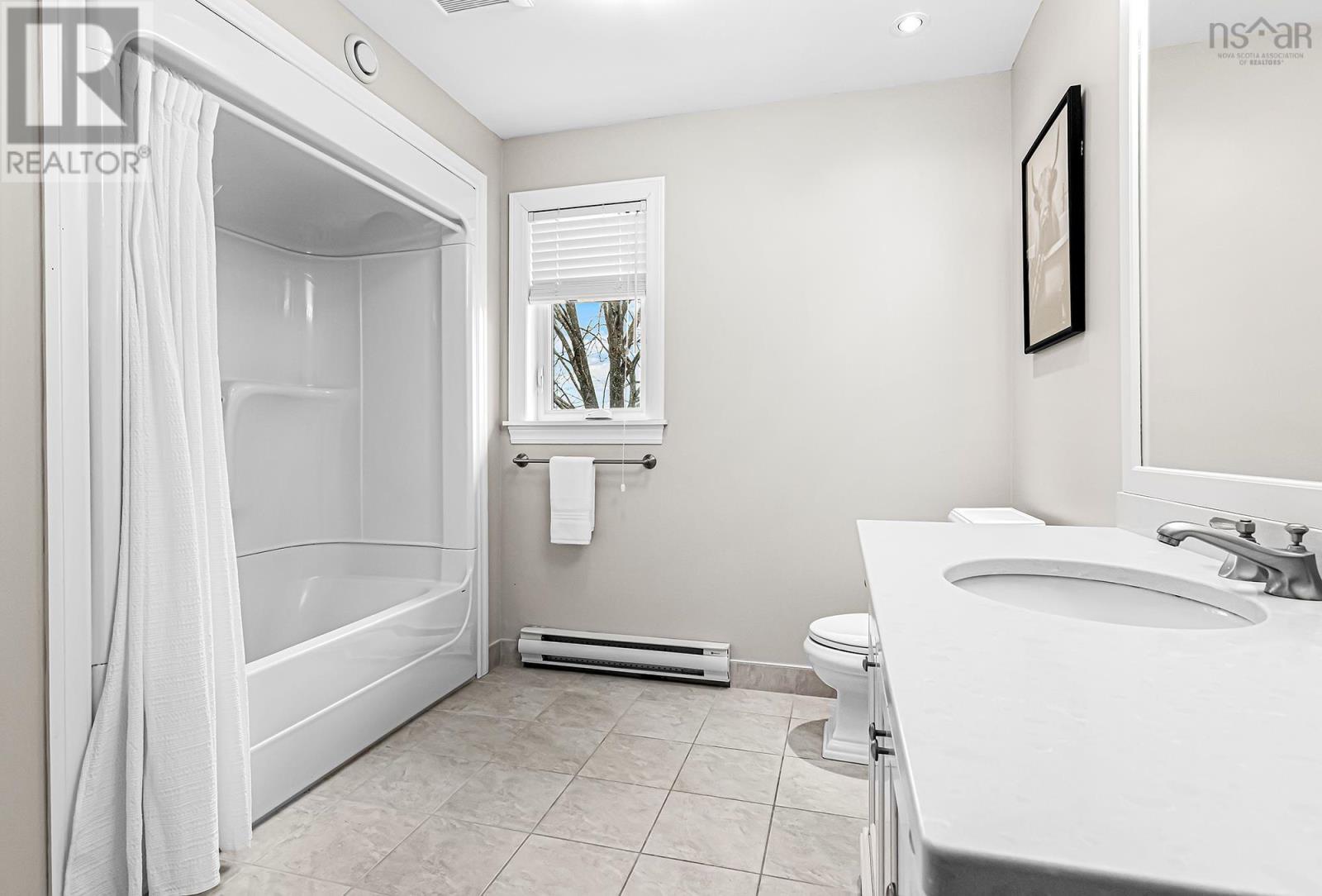 Property 22 of 39 of 16 Armoyan Court