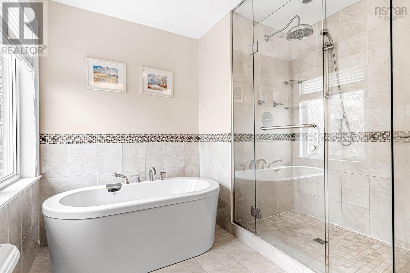 Property 20 of 39 of 16 Armoyan Court