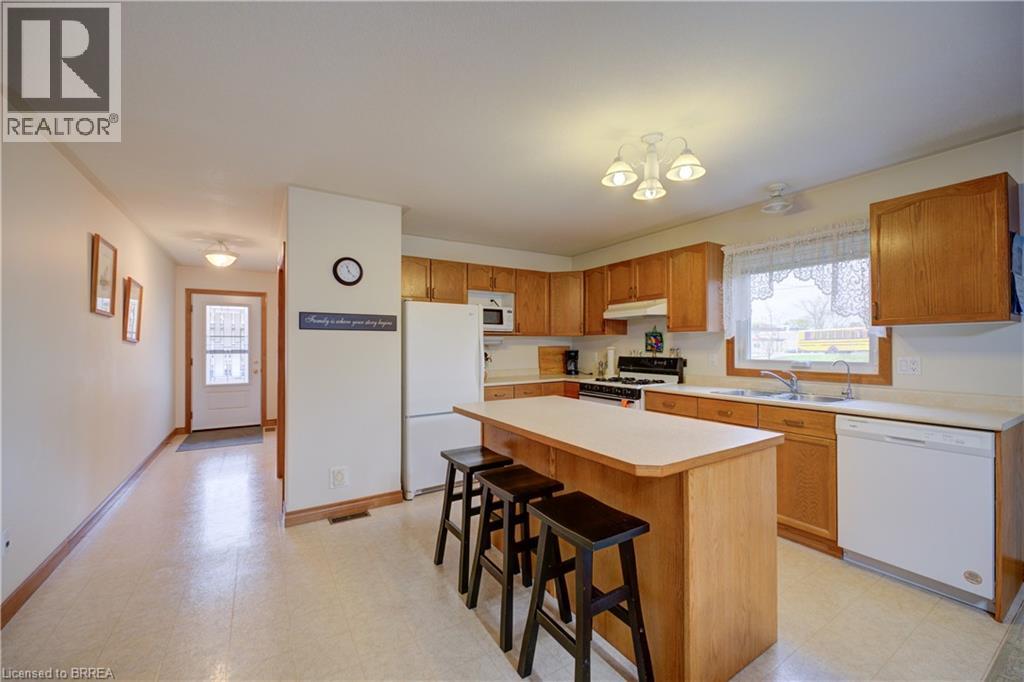 110 SOMERSET Road Unit# 1, Brantford, Ontario, N3R5A8 — Photo 10