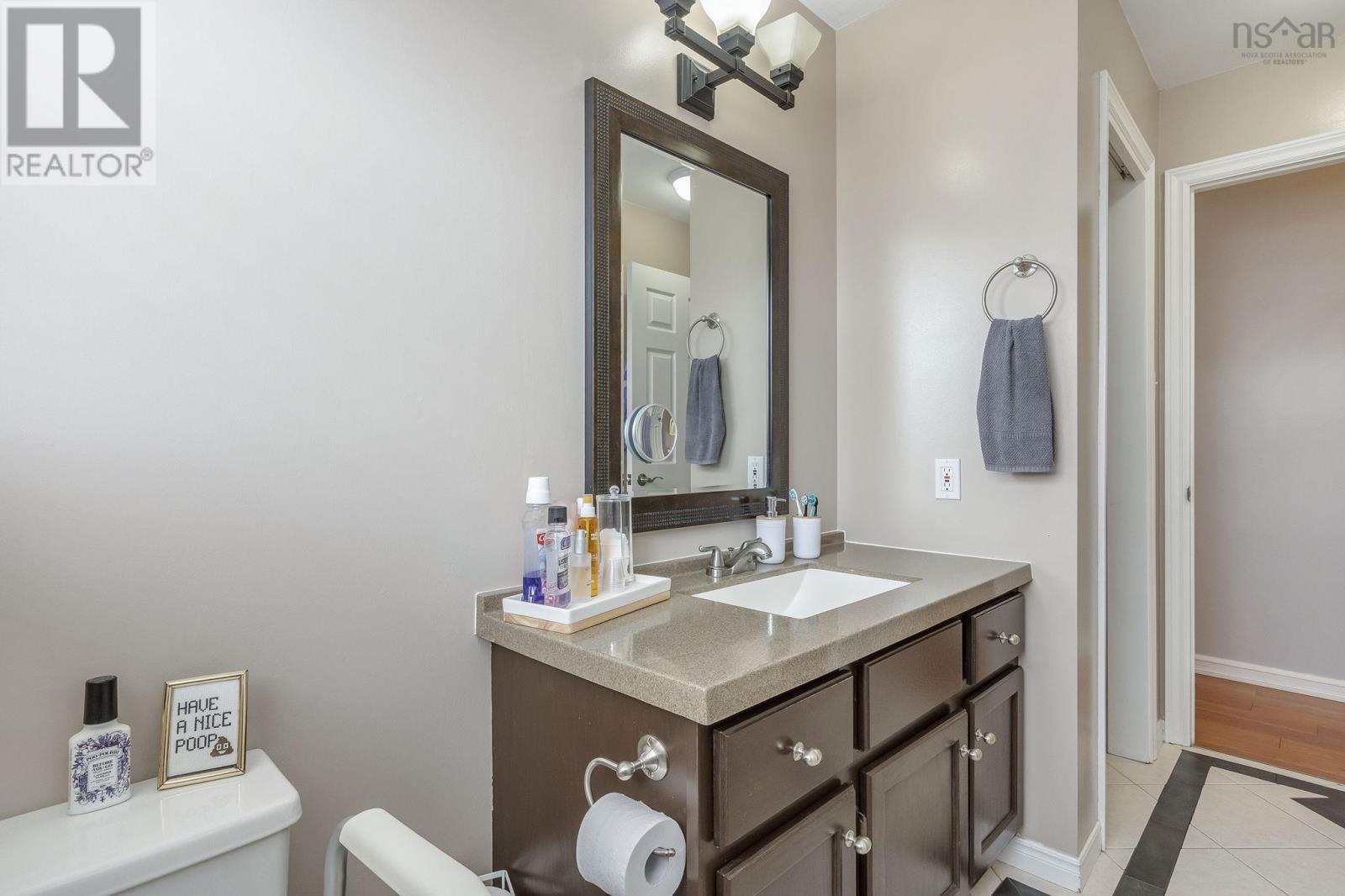 Property 19 of 43 of 612 Crystal Drive