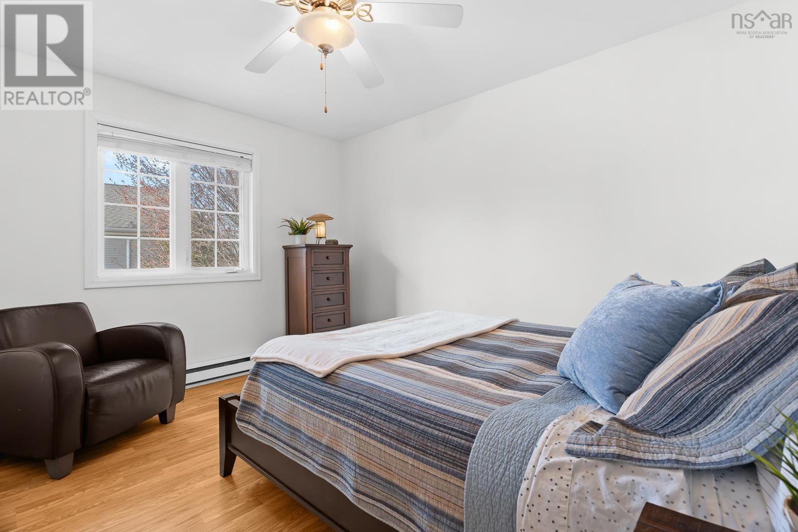 Property 27 of 40 of 606 Basinview Drive