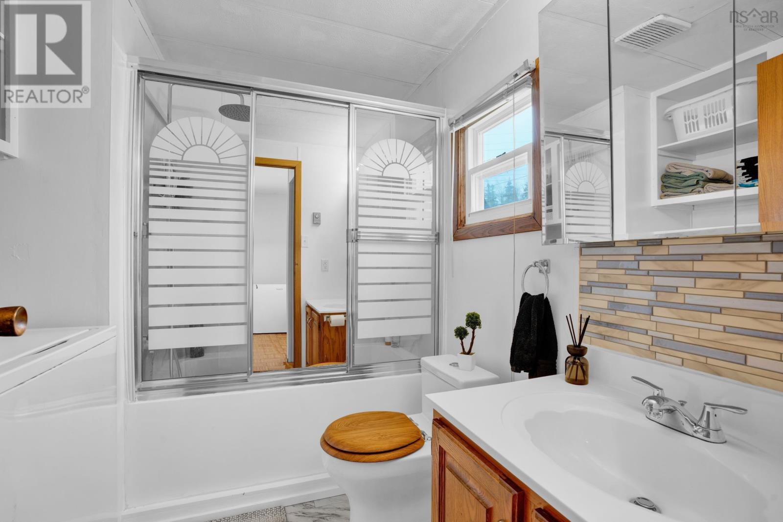 Property 25 of 42 of 155 Greenhead Road
