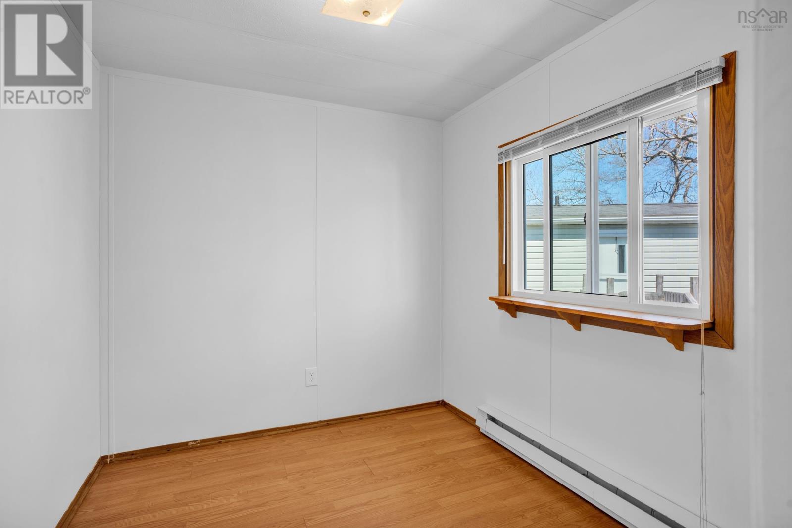Property 28 of 42 of 155 Greenhead Road