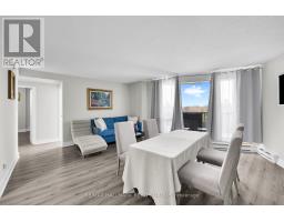 407 - 900 Dynes Road, Ottawa, ON K2C3L6 Photo 9