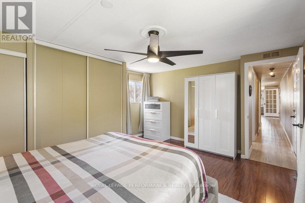 2 Bed, 1 Bath House for Sale in Ottawa – 1034 VISTA BARRETT PRIVATE, Ottawa – MLS# X13063264 - Image 13