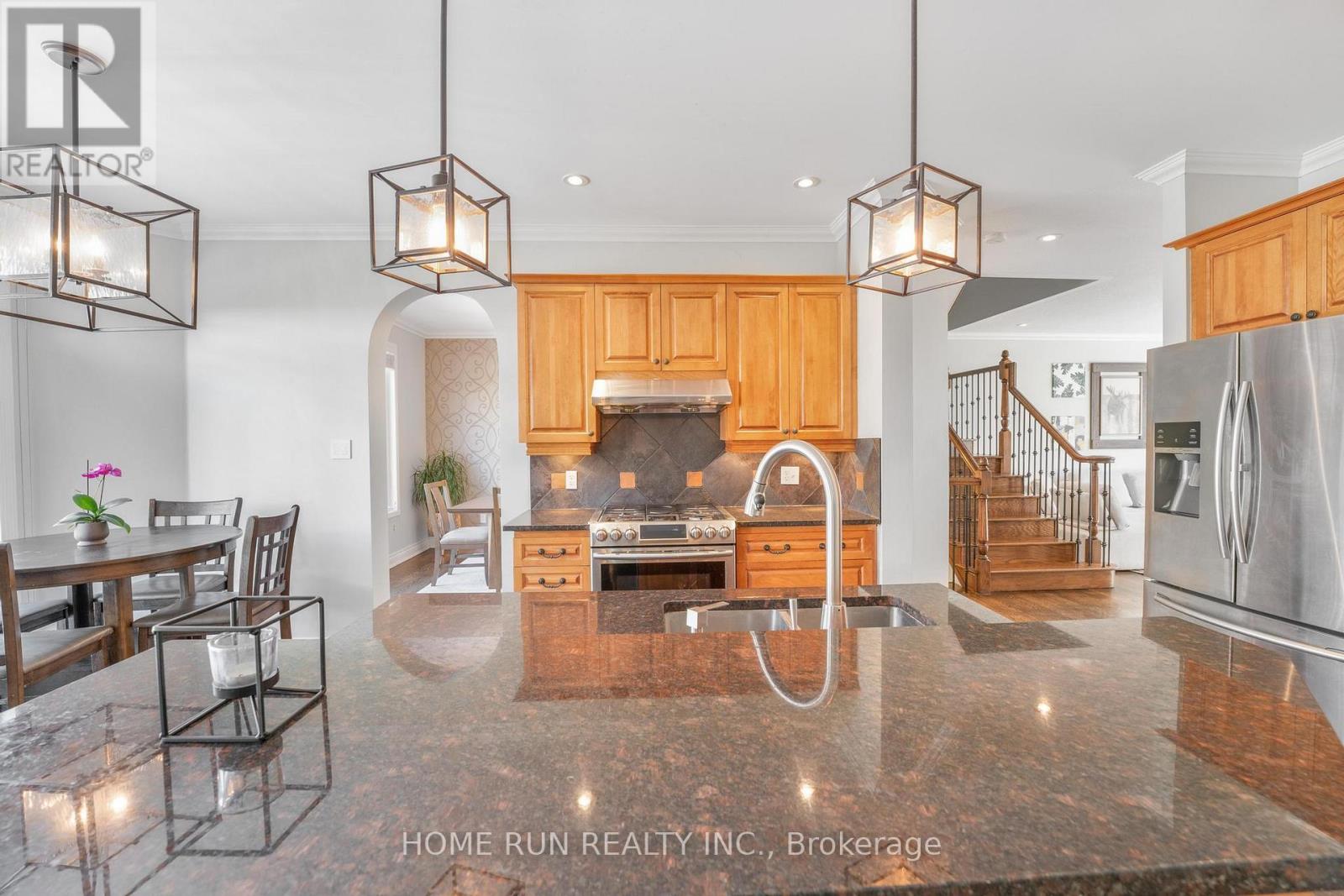 4 Bed, 3 Bath House for Rent in Ottawa – 1157 ELMLEA DRIVE, Ottawa – MLS# X13063328 - Image 10