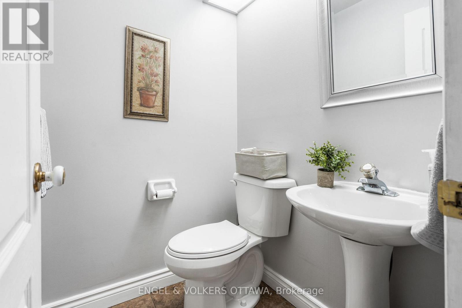 17 HUNTERSWOOD CRESCENT — photo 19