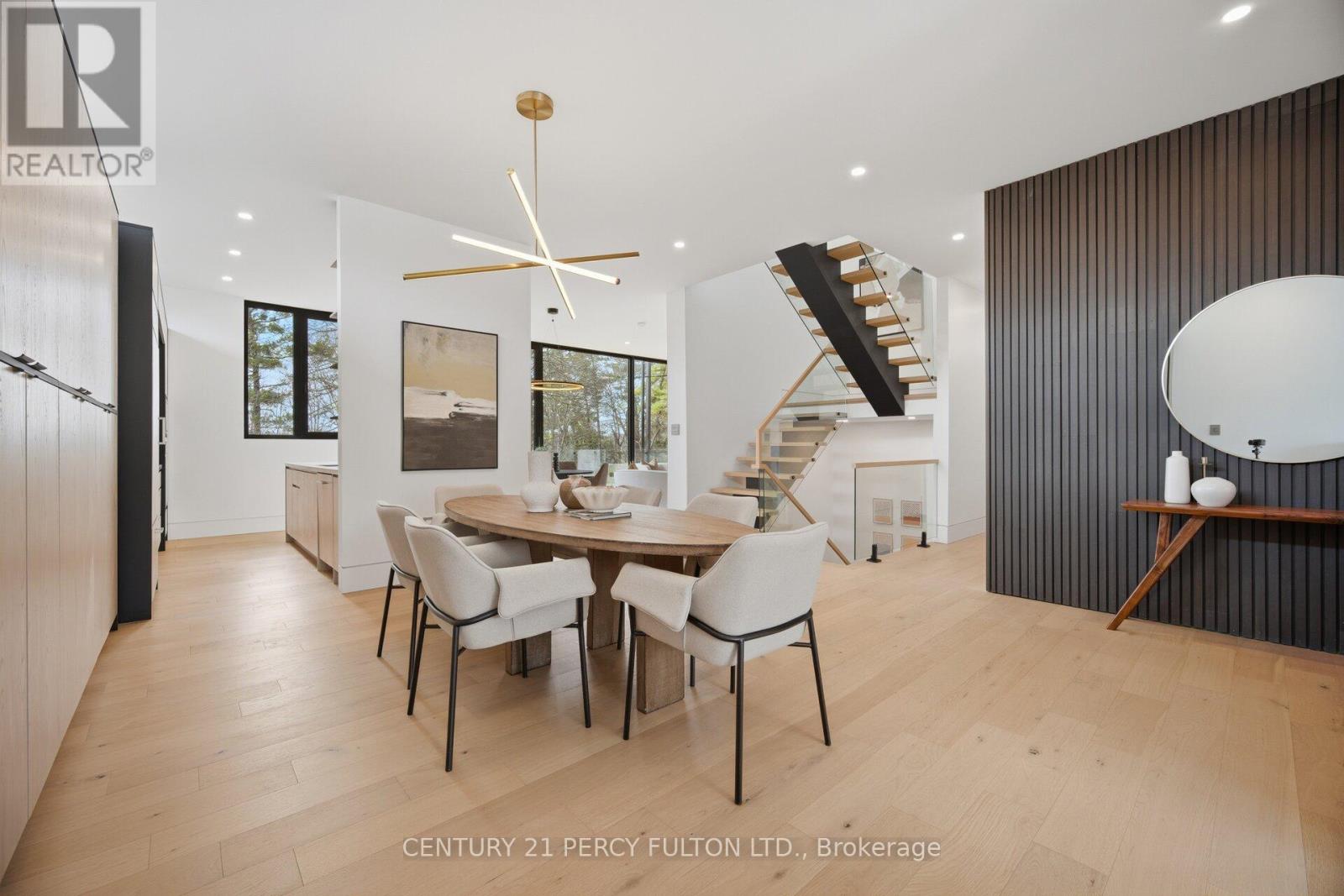 10 HAIDA COURT - 11