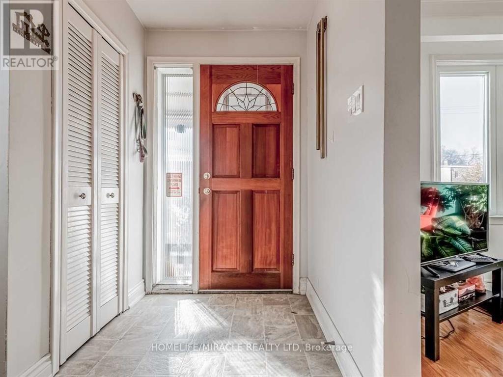 276 ELMHURST DRIVE - Image 2