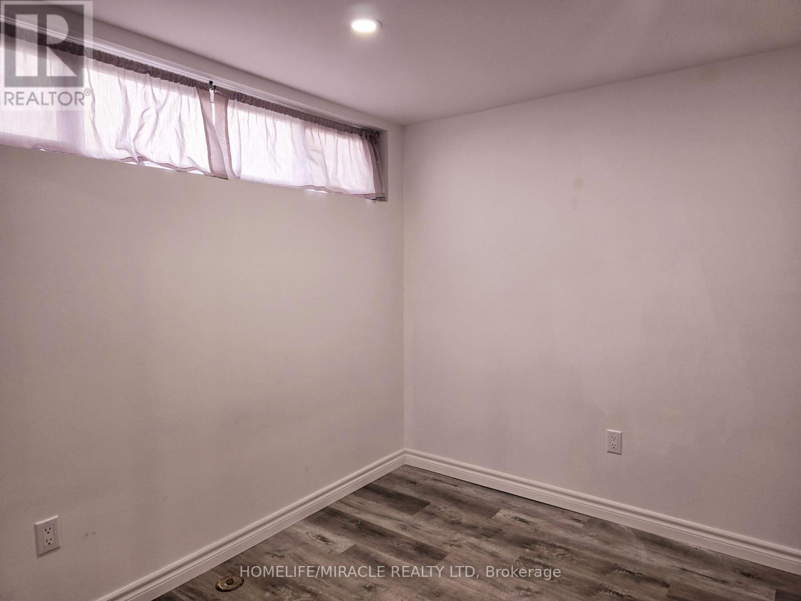 276 ELMHURST DRIVE - 25
