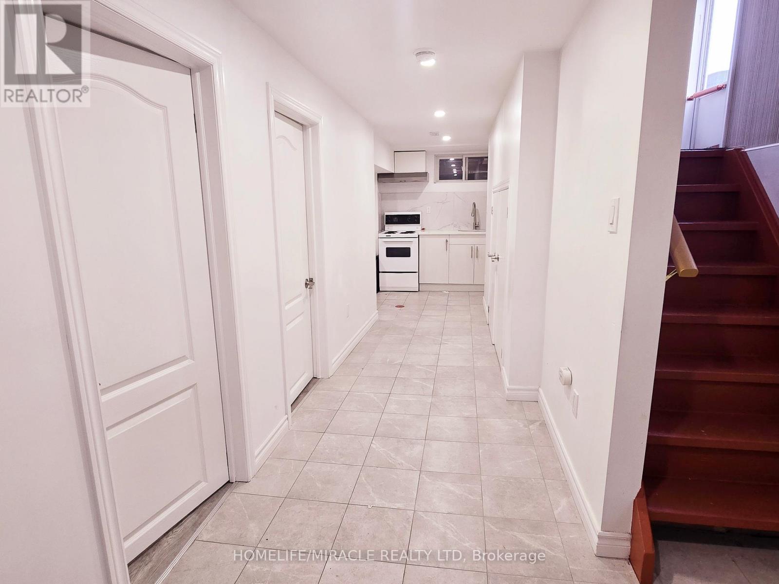 276 ELMHURST DRIVE - 23