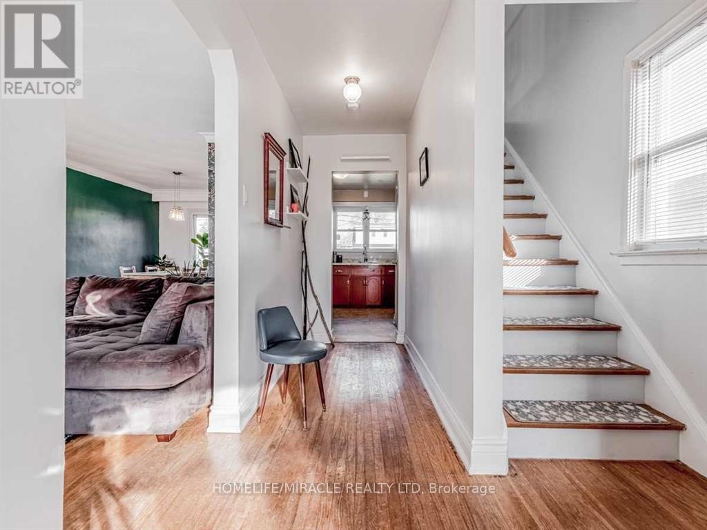276 ELMHURST DRIVE - Image 3