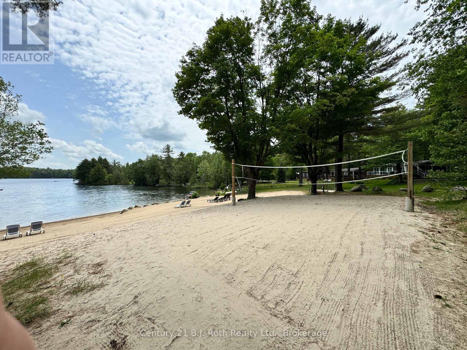 439 SPRINGWATER CRESCENT - 11