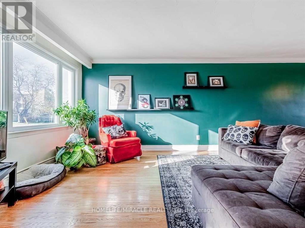 276 ELMHURST DRIVE - 4