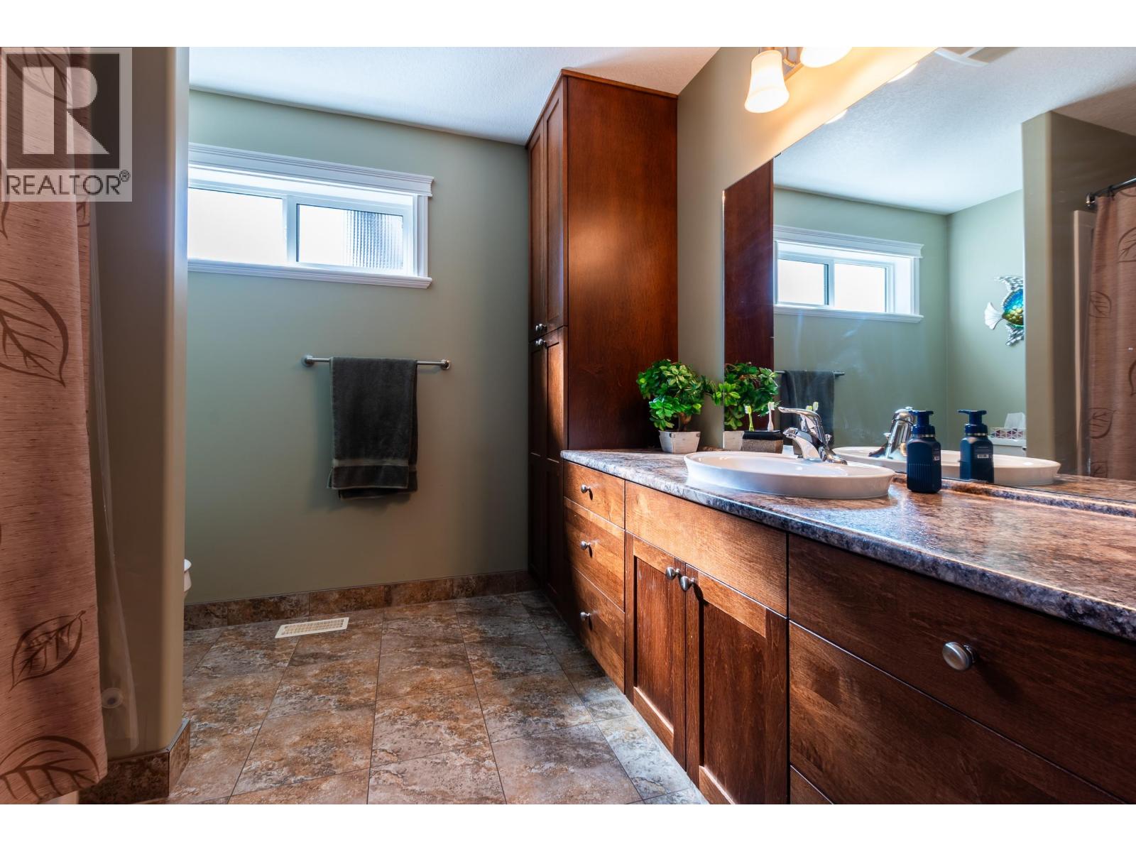 7688 EASTVIEW STREET - 24