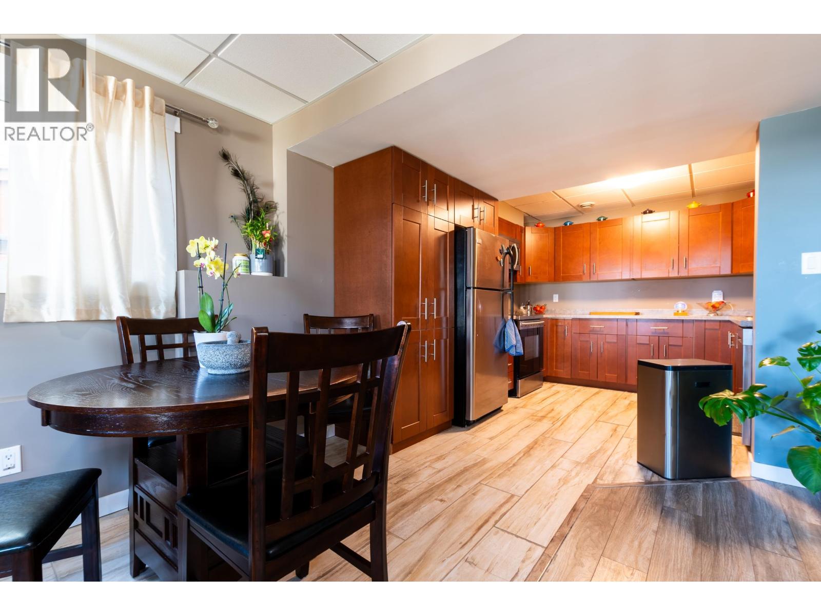 7688 EASTVIEW STREET - 29