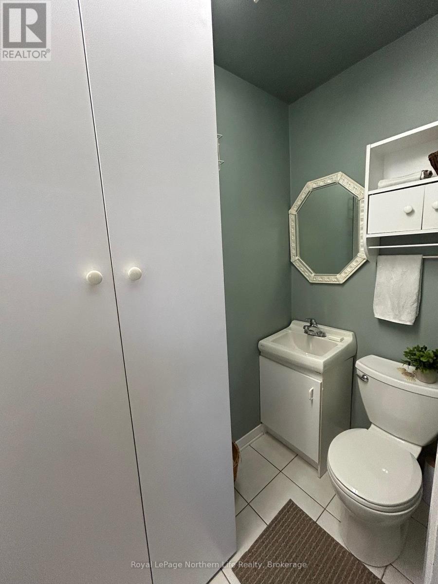 446 PRINCESS STREET W - 13