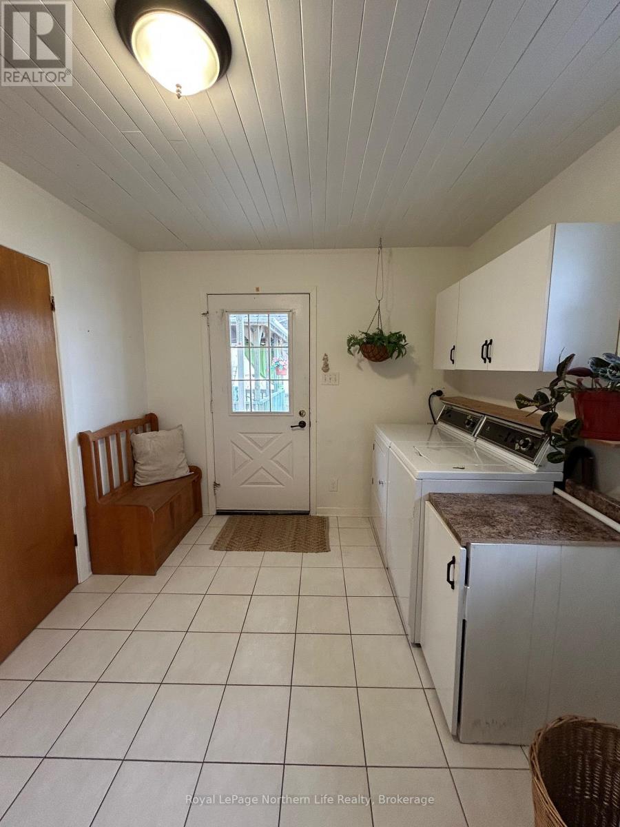 446 PRINCESS STREET W - 14