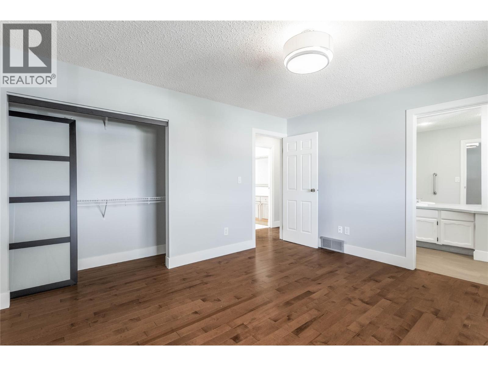  2615 GRENFELL Road, Kelowna