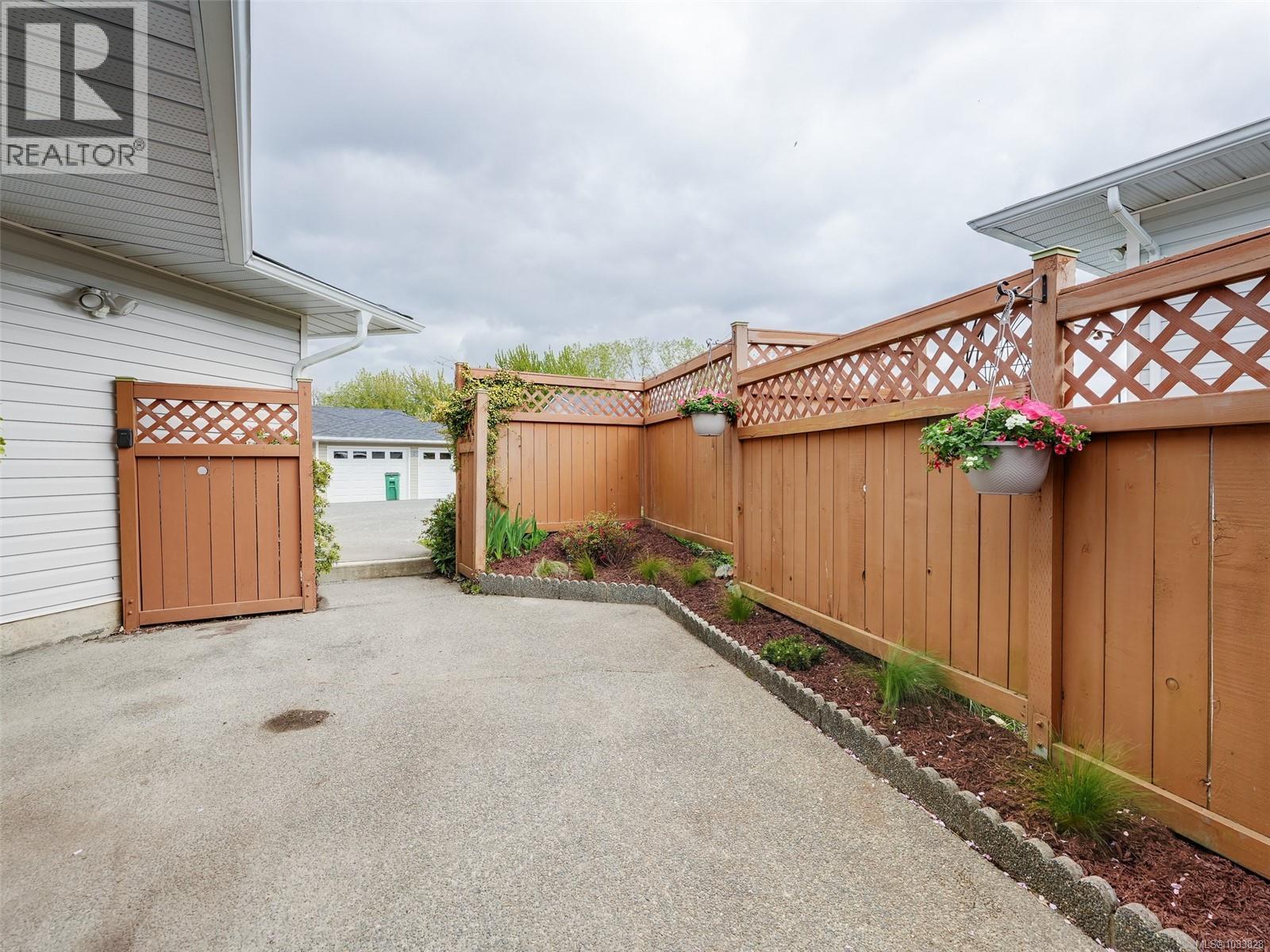 14 4125 Interurban Road, Saanich