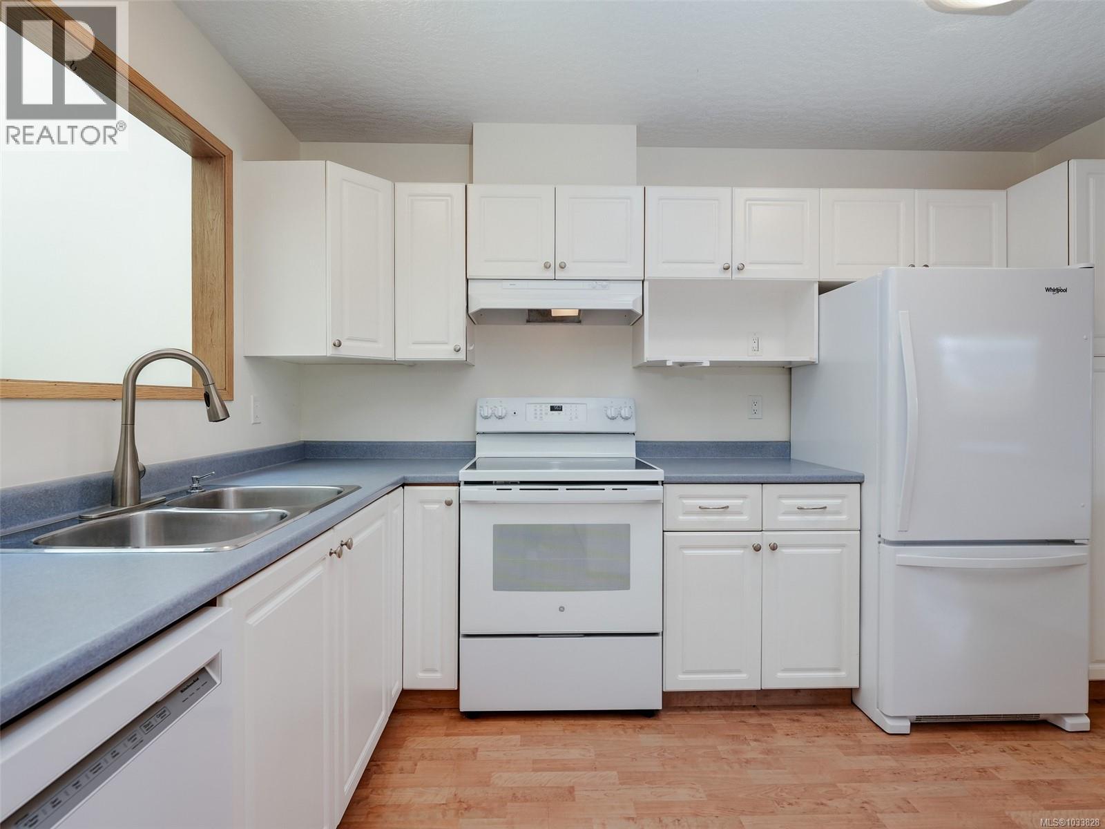 14 4125 Interurban Road, Saanich