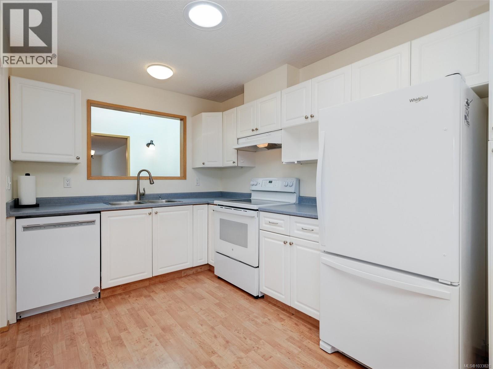 14 4125 Interurban Road, Saanich