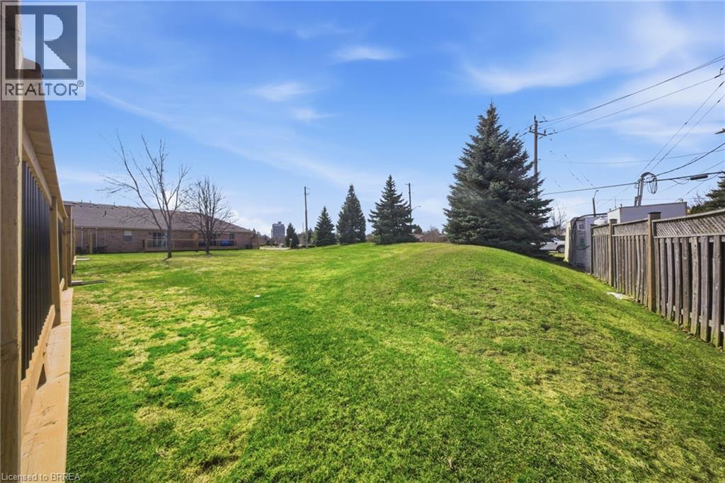 385 PARK Road N Unit# 1, Brantford, Ontario, N3R0A1 — Photo 17