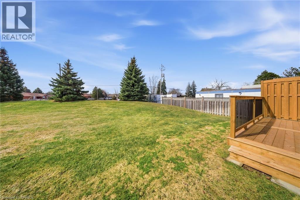385 PARK Road N Unit# 1, Brantford, Ontario, N3R0A1 — Photo 18