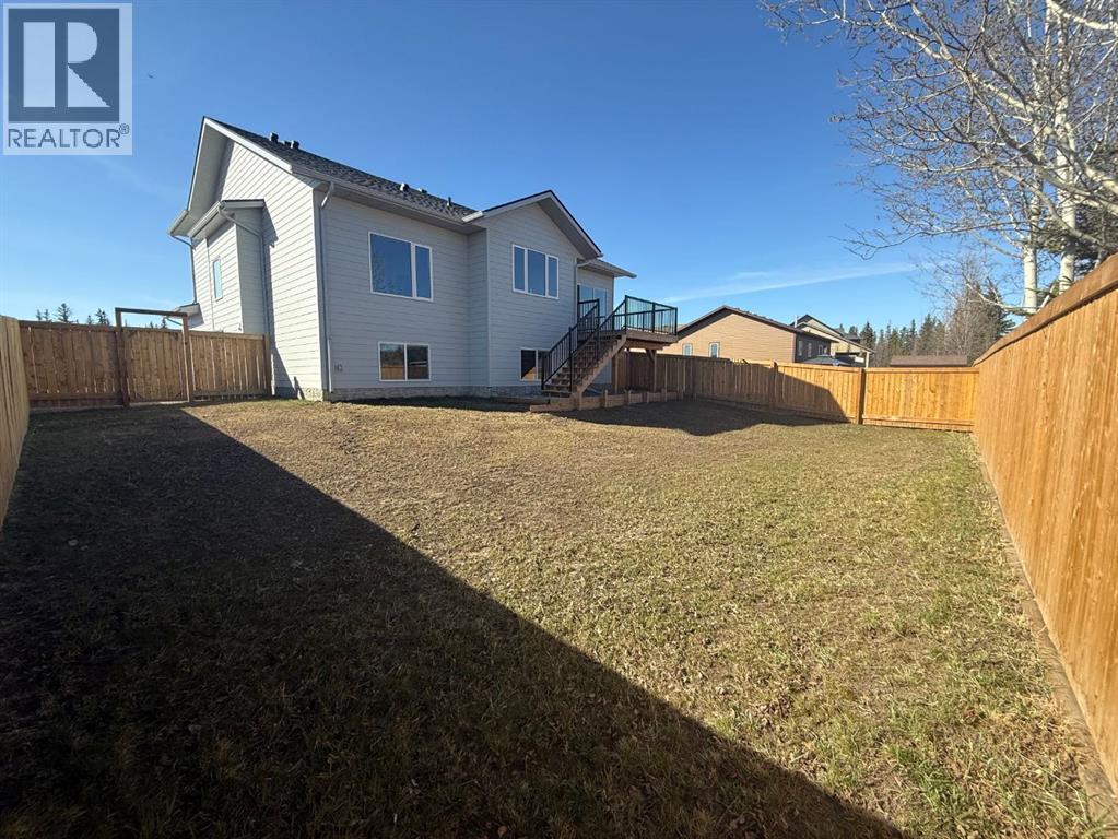 128 TRESTLE Place — photo 28