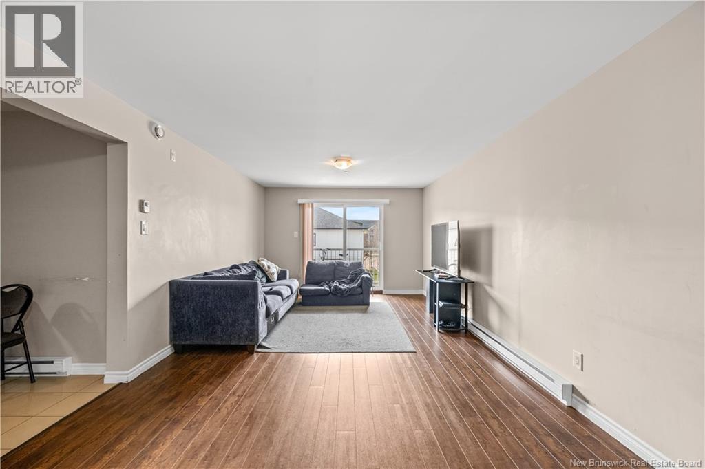 #206 33 Sifroi Street - Image 2