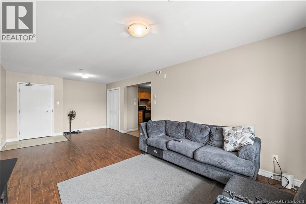 #206 33 Sifroi Street - 6