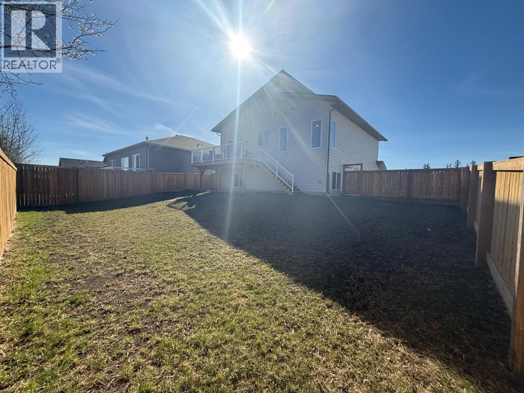 124 TRESTLE Place — photo 33