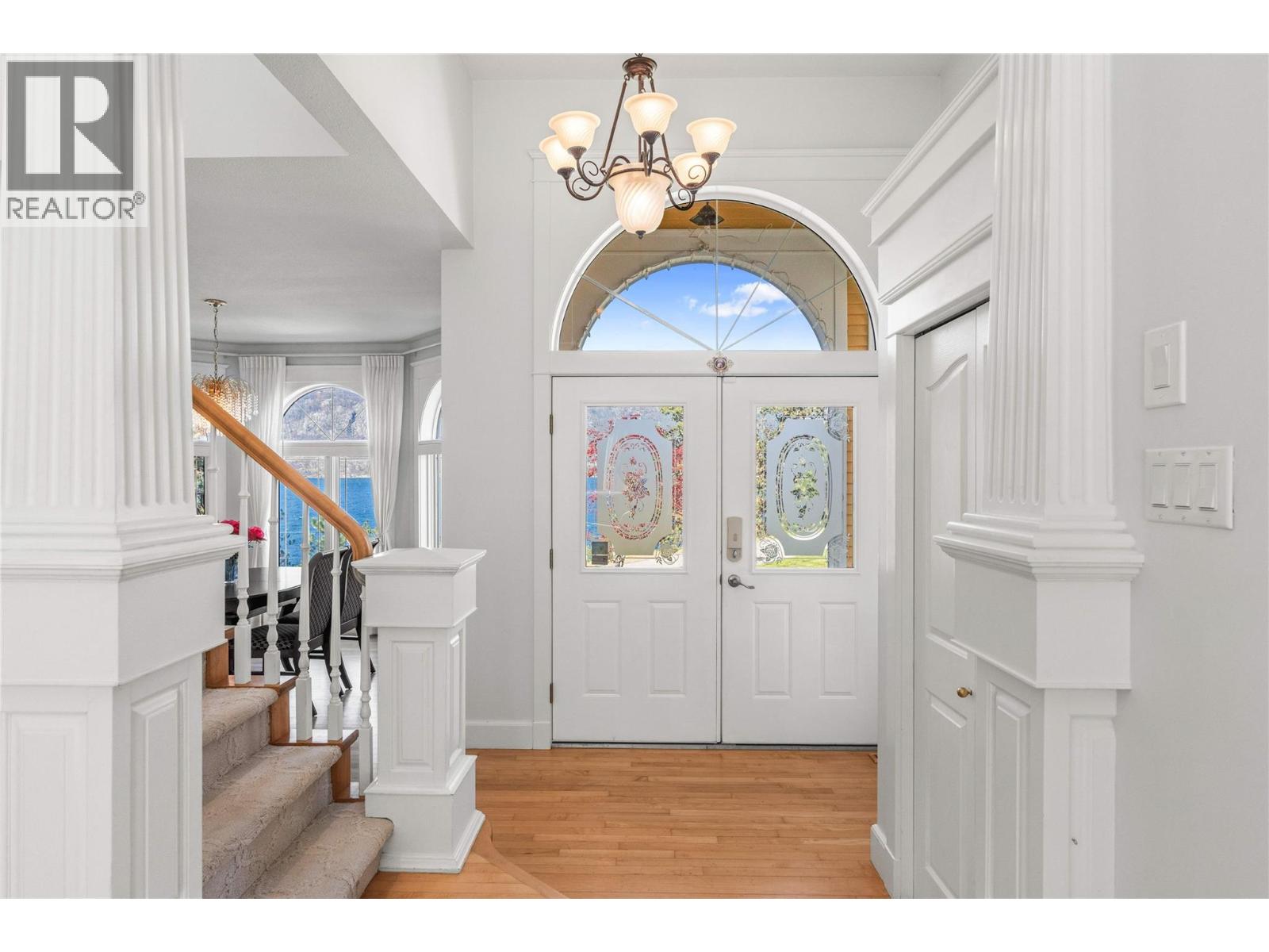  10563 Okanagan Centre Road West, Lake Country